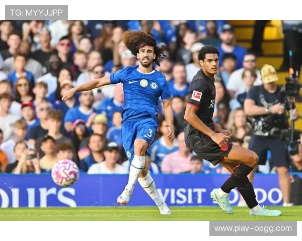 勒沃库森三将破门逆转，卡尔布雷思补时锁定胜局