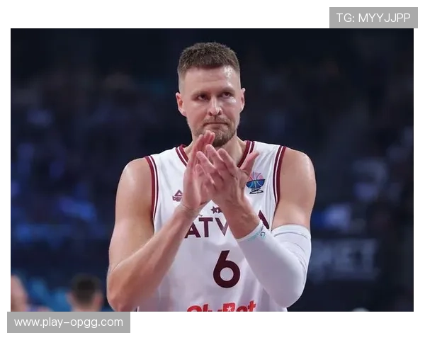 勇士110-121不敌凯尔特人,库里复出但波尔津吉斯状态待观察