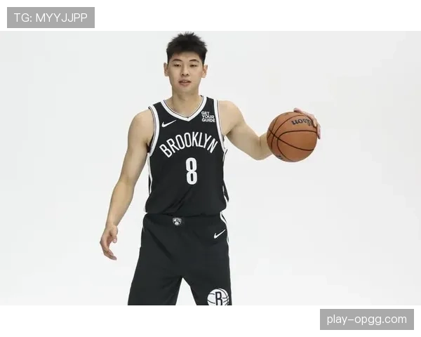 深圳队主帅郑永刚:解释萨林杰在队内攻防两端承担的独特战术角色 深圳队主帅郑永刚:解释萨林杰在队内攻防两端承担的独特战术角色